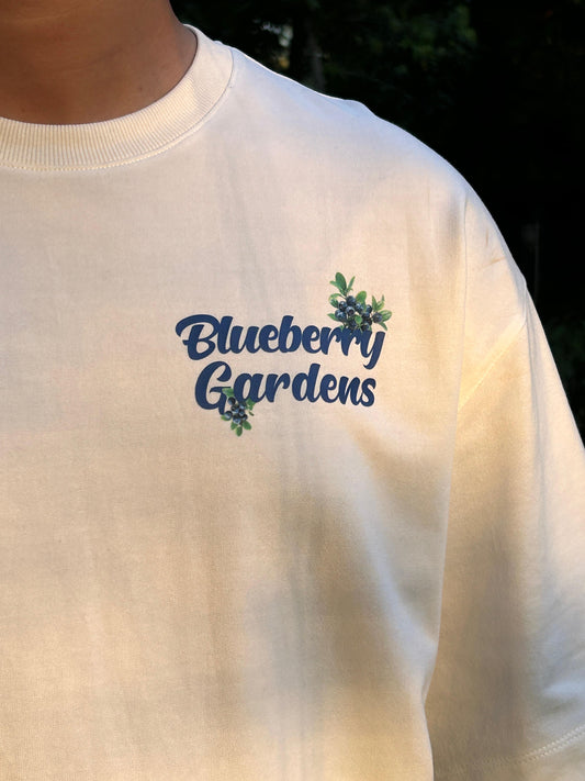 Oversized T-shirt 240 GSM / Blueberry Gardens